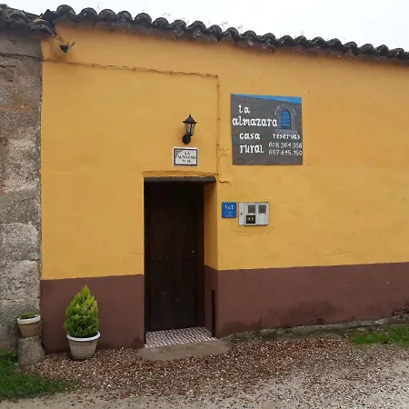 Casa La Almazara La Parra (Castile and Leon)